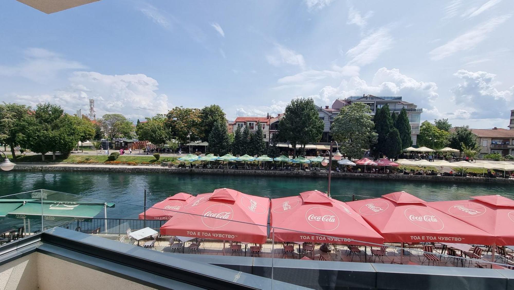 Hotel Luciano Струга Экстерьер фото